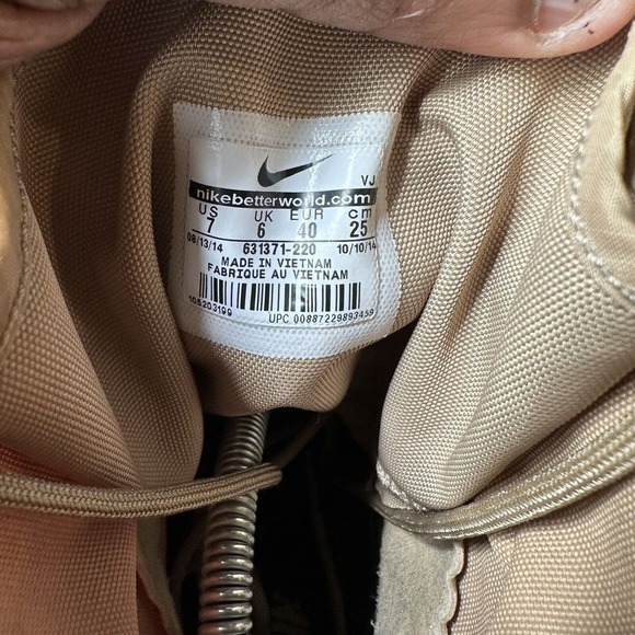 Nike SFB Field 8" Tactical Boot Desert Khaki Suede Canvas 631371-220 Mens Sz 7 - Picture 8 of 9